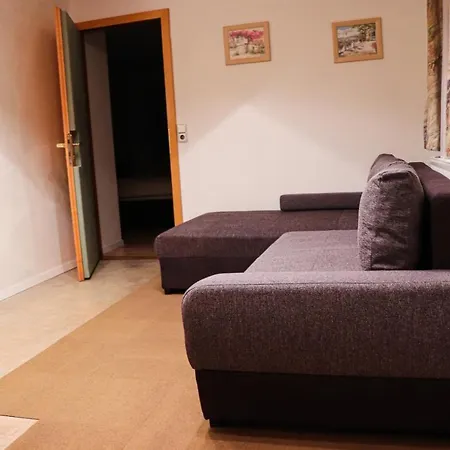 Bruno Apartment Gnesau